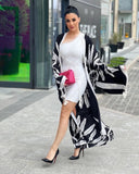 Abaya in seta in bianco/nero