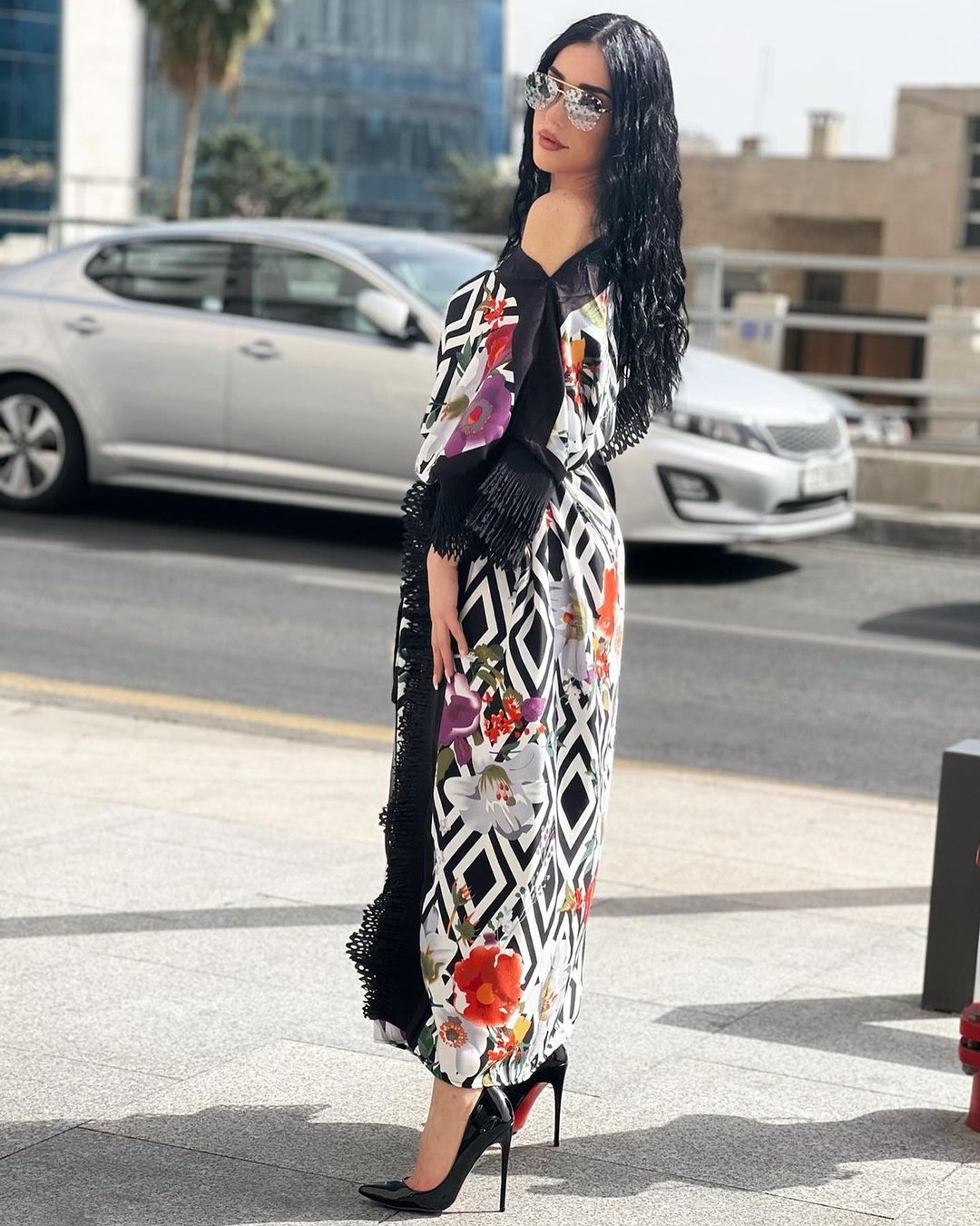 Vestido de seda en blanco y negro