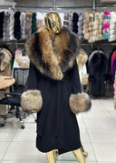 CAPPOTTO IN CASHMERE CON PELLICCIA DI RACONE