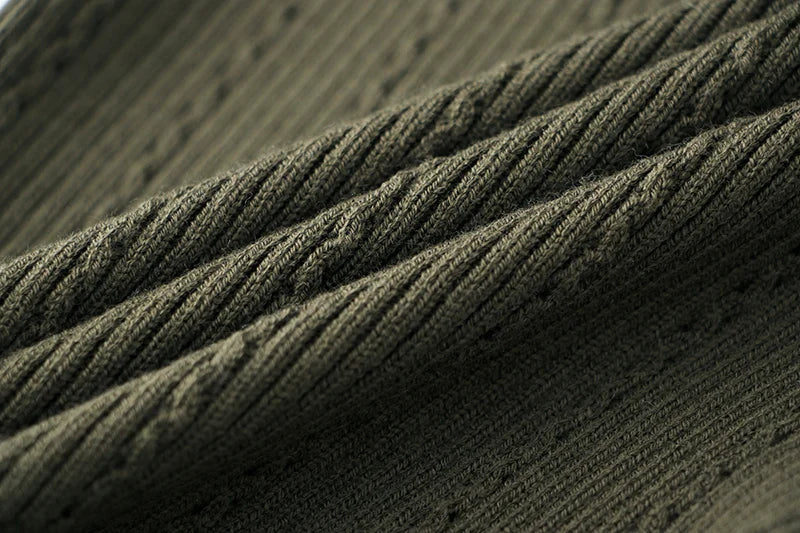 Top in lana a maniche lunghe Sia in verde militare