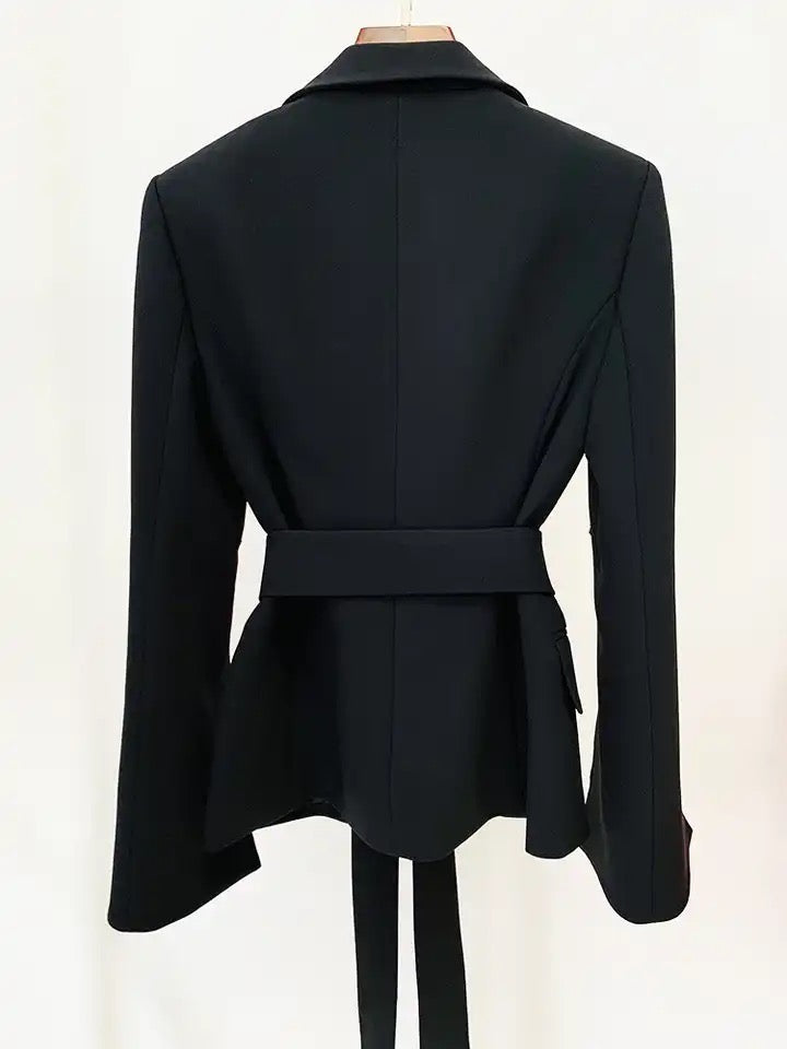BLAZER CON CINTURA CON DIAMANTI SWAROVSKI