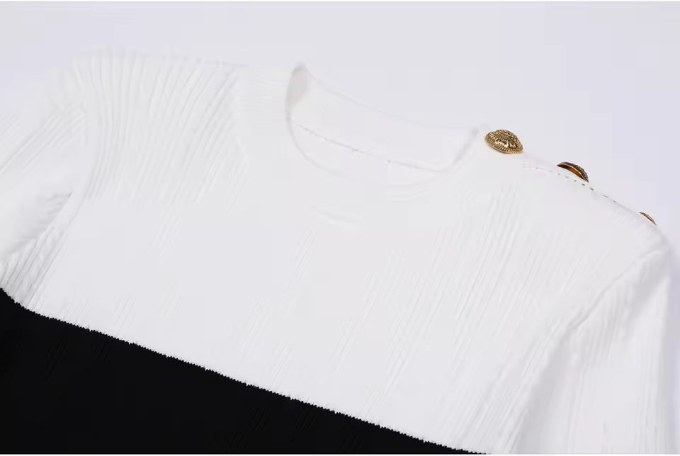 Slim Fit O-Neck Pullover Top with Button Detail