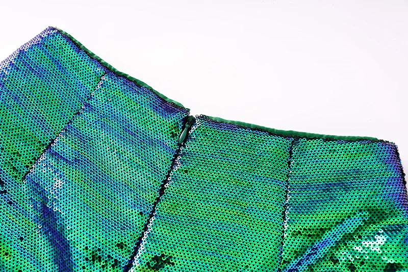 Conjunto de dos piezas de lentejuelas Larissa en verde 