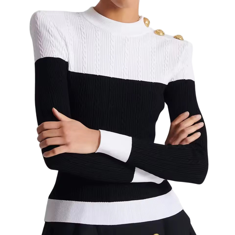 Slim Fit O-Neck Pullover Top with Button Detail