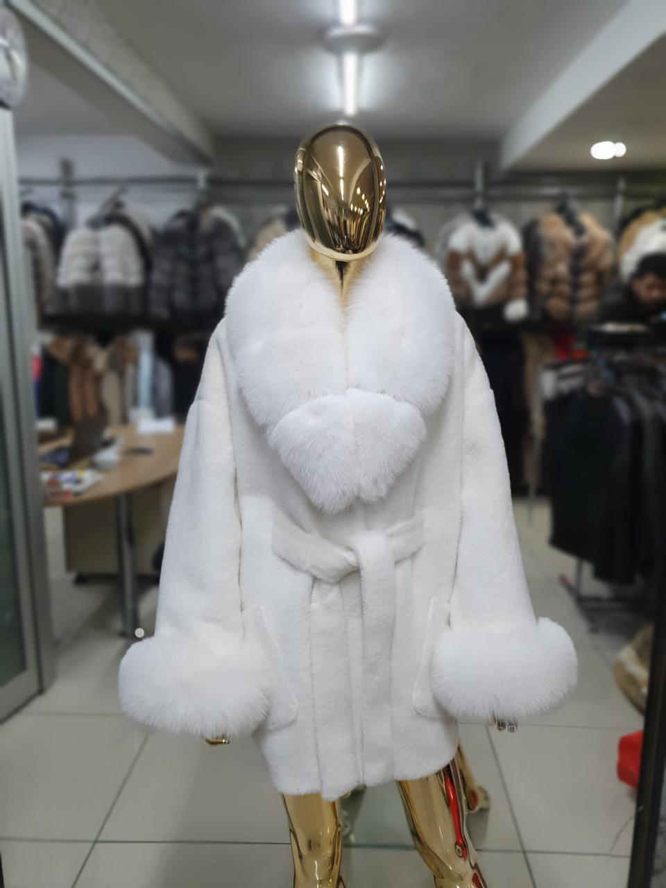 CHAQUETA DE ALCÁNTARA DE PELO DE ZORRO EN BLANCO